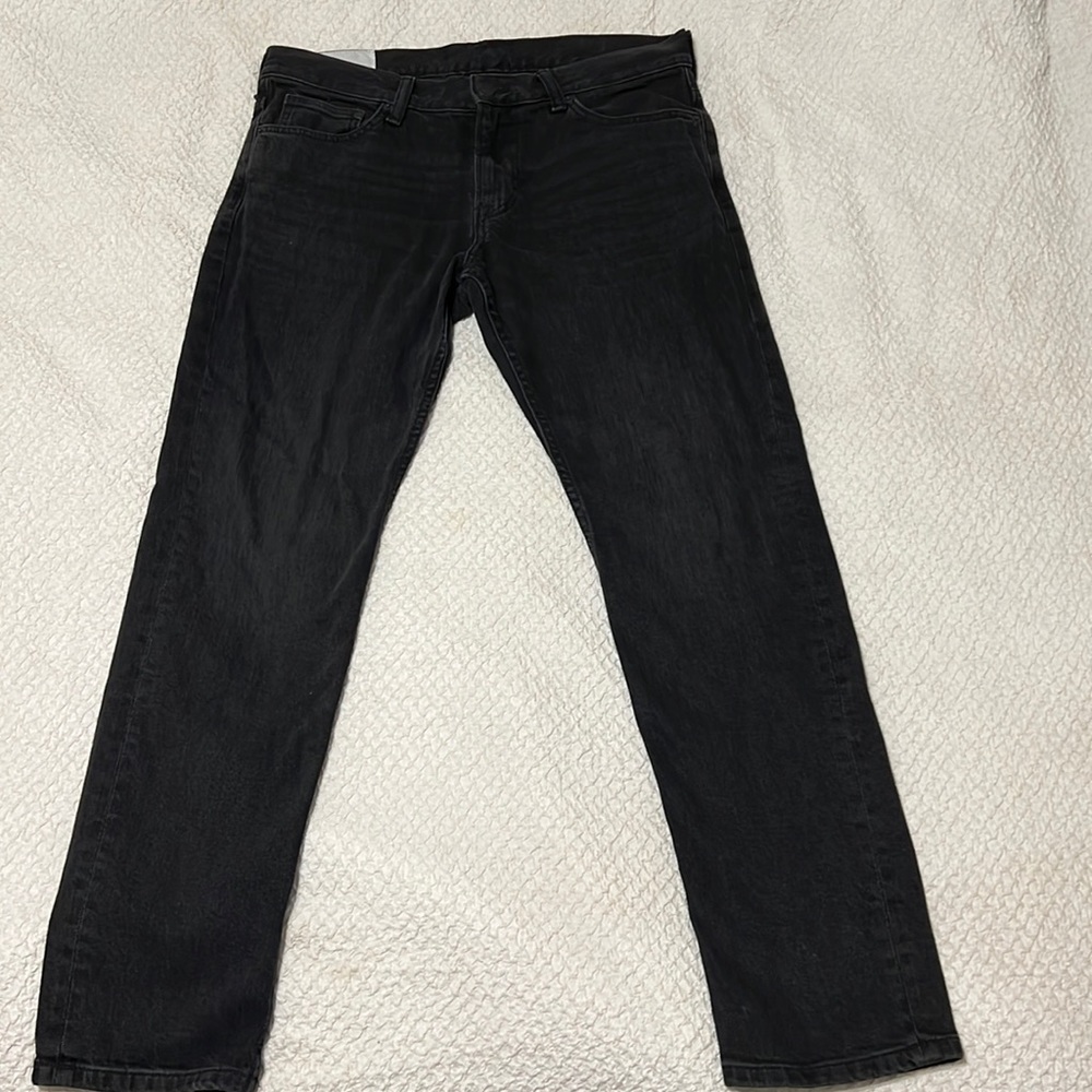 H&M black slim fit jeans Size: 32/32